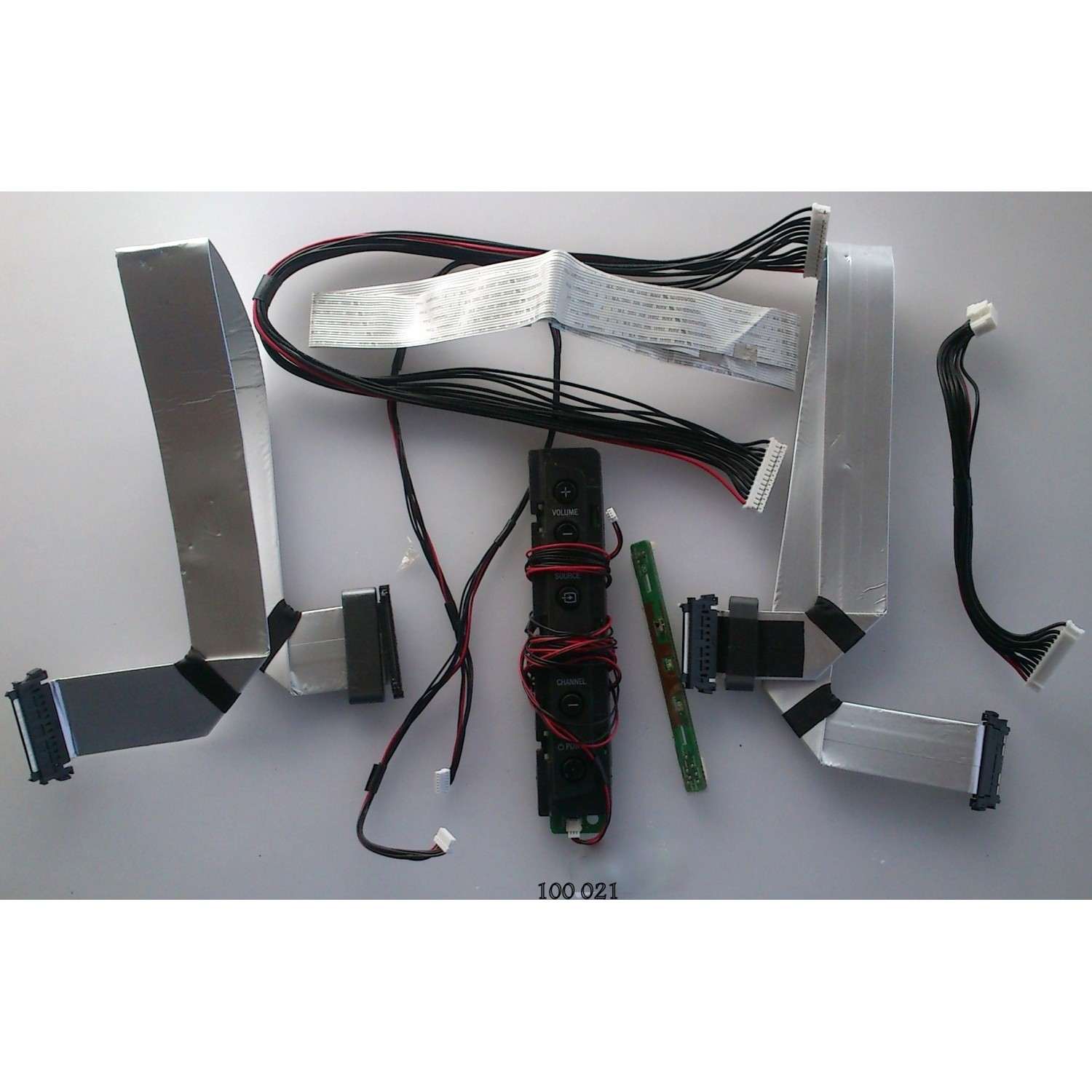 KIT DE CABLES PARA TV / PHILIPS 55PF5505D/F7 MODELO 55PF5505D/F7